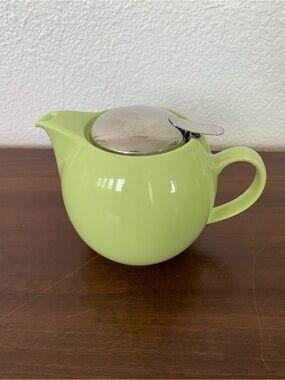 Green ZERO Japan Ceramic Teapot w/ Hinged Metal Lid Tea Infuser, 750 ml